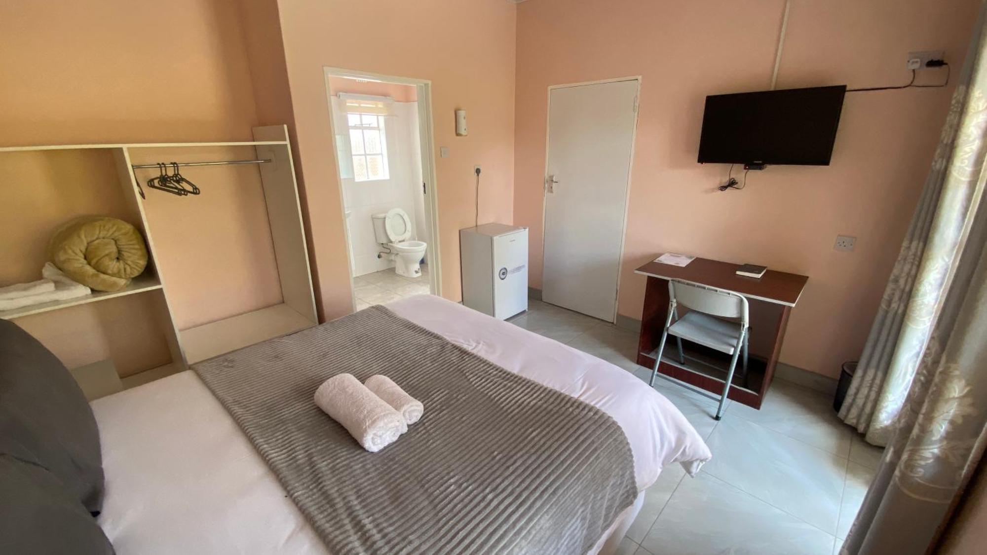 Lynns Guest House Bulawayo Kültér fotó