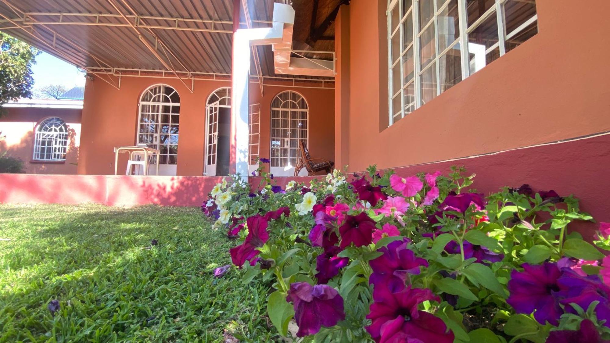 Lynns Guest House Bulawayo Kültér fotó