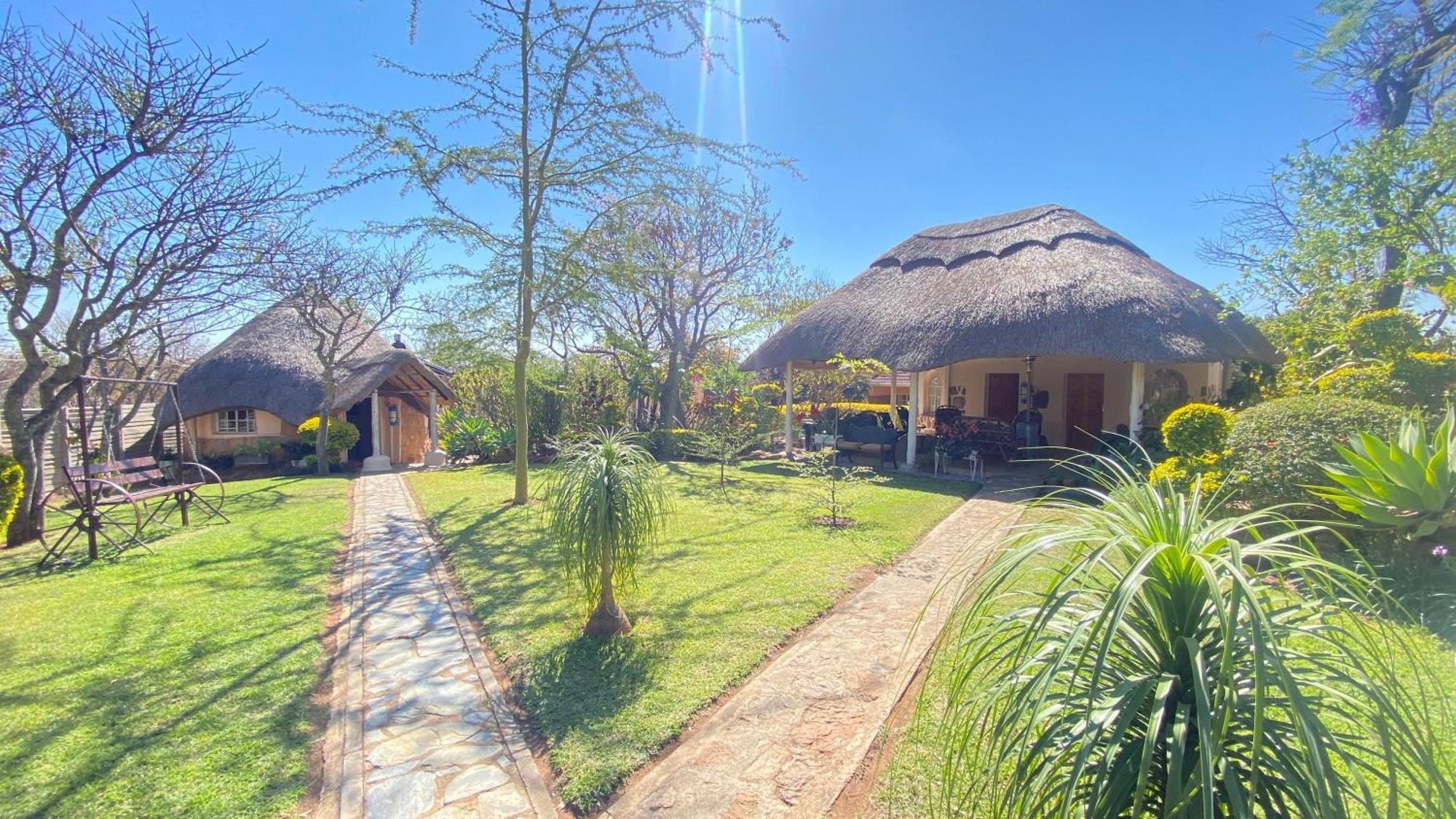 Lynns Guest House Bulawayo Kültér fotó